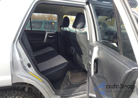 2015 Toyota 4Runner Sr5 z USA, uszkodzony, nr VIN JTEBU5JR7F5271443